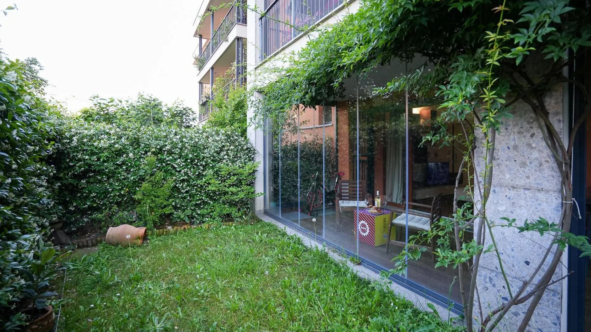 Milan Garden Apartment